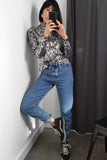 Blusa Gola Alta Bordada Luna - Prata